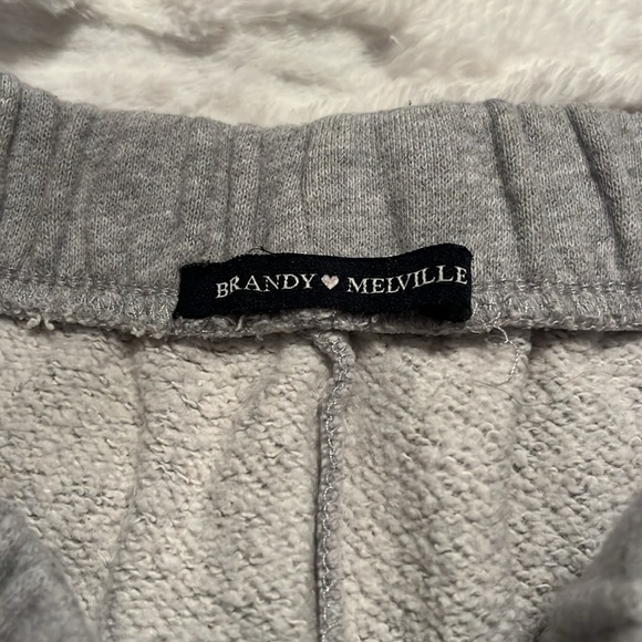 Brandy Melville sweatpants - Picture 4 of 5